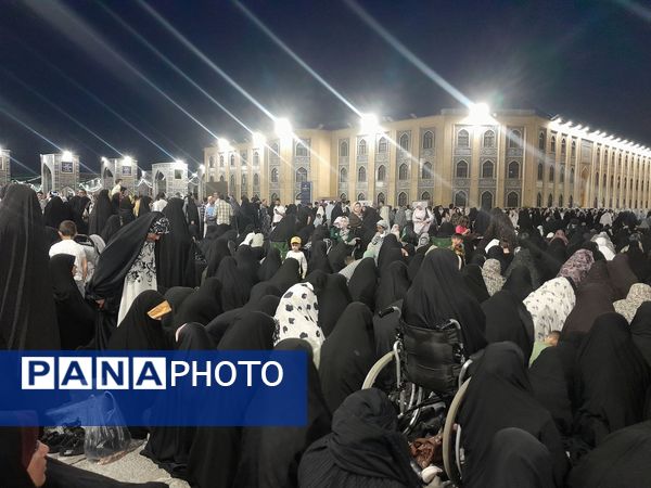 شب میلاد امام هشتم شعیان در حرم مطهر رضوی