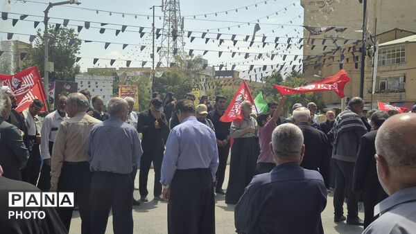 حضور پرشور جاماندگان در پیاده‌روی اربعین حسینی در شهر فارسان 