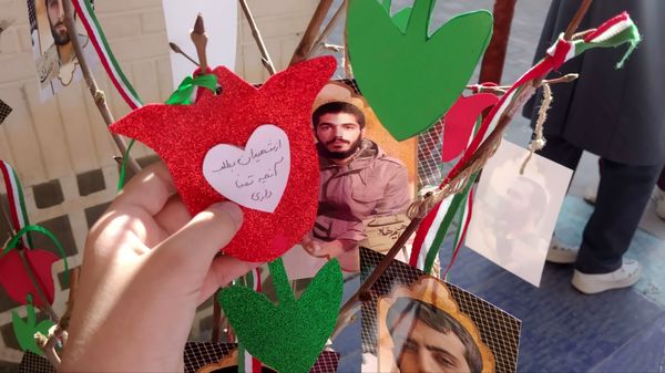 جشن دهه انقلاب و زنگ حماسه آفرینی انقلاب در دبستان شطیطه ۲