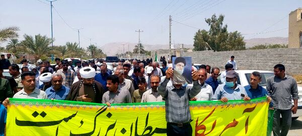 راهپیمایی خشم و نصر در سراسر استان کرمان