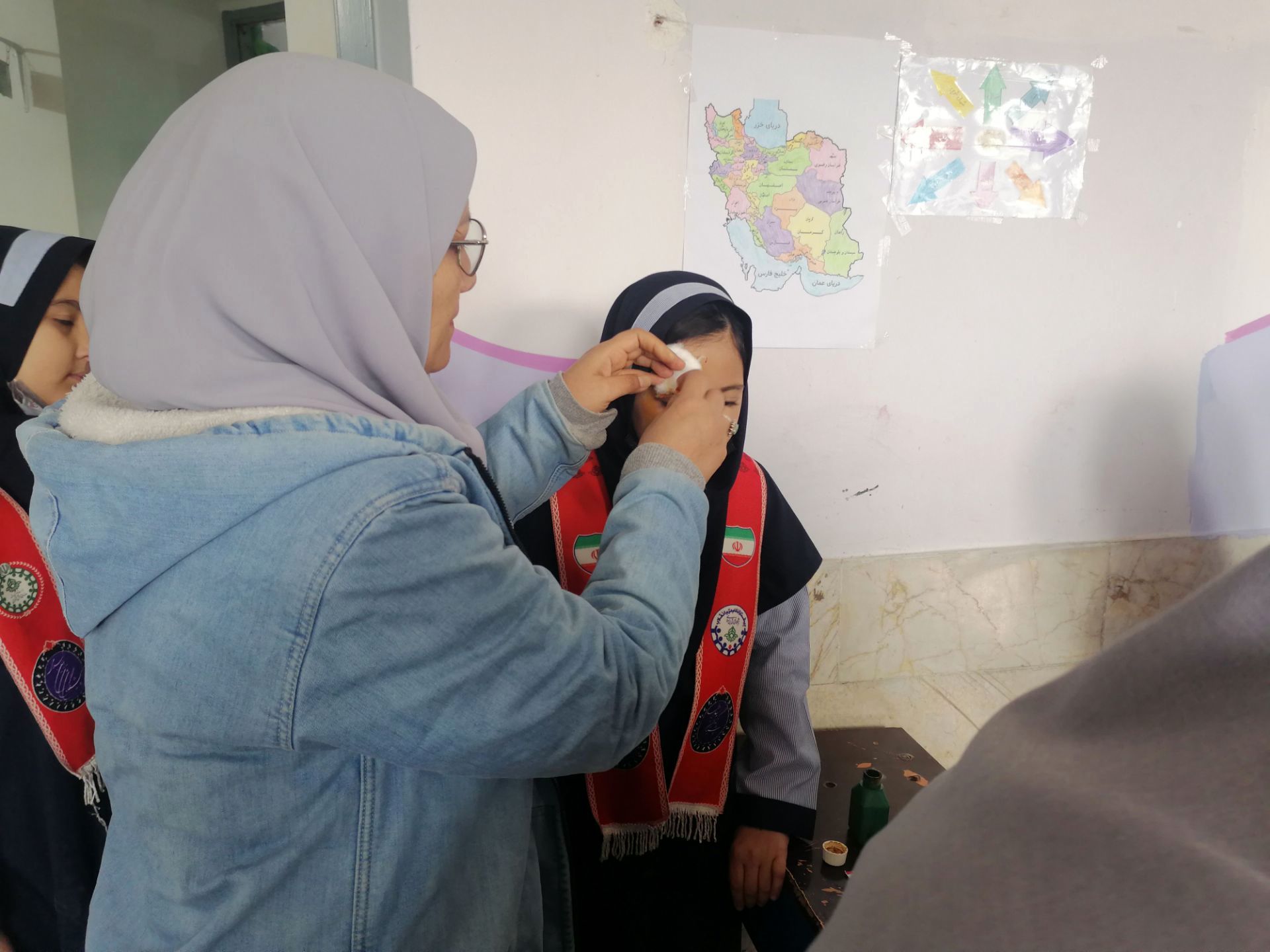 بیست و هفتمین دوره مانور زلزله در مدرسه ناهید نخودی 