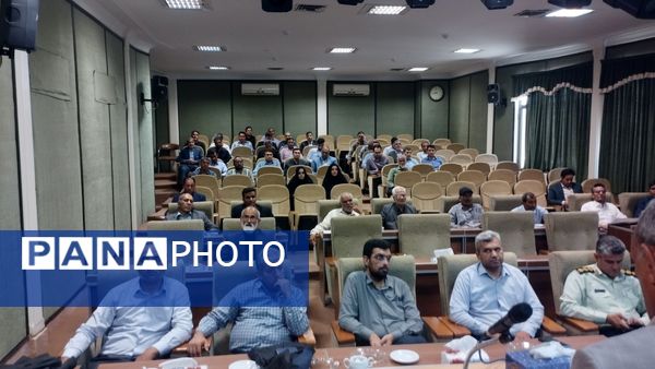 جلسه شورای اداری آموزش و پرورش شهرستان خلیل آباد