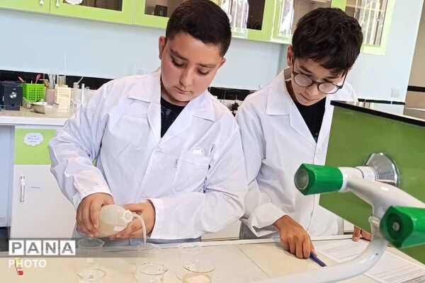 نمایش توانمندی دانش‌آموزان در جشنواره نوجوان خوارزمی/3