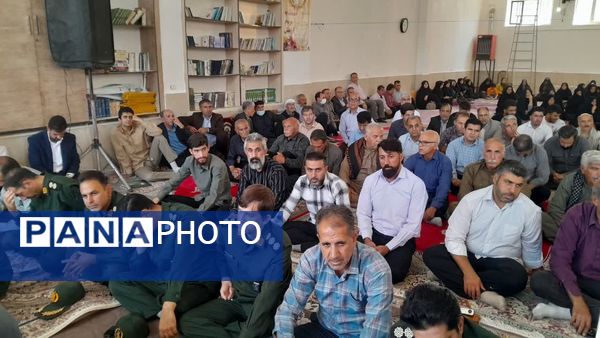 مراسم گرامیداشت شهدای بمباران هوایی شهرستان ایوانغرب