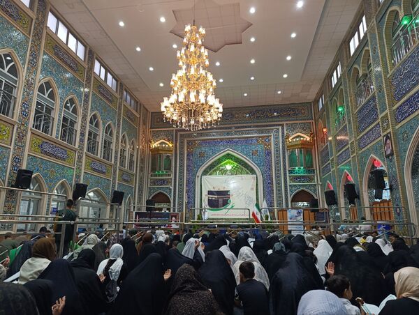 قرائت دعای پر فیض روز عرفه در تکیه ابوالفضلی نیشابور