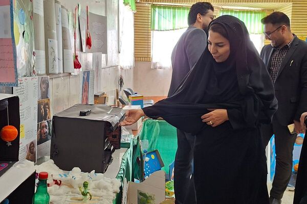 بازدید مسئولان آموزشی مقطع ابتدایی از طرح جابر بن حیان در دبستان ایمان