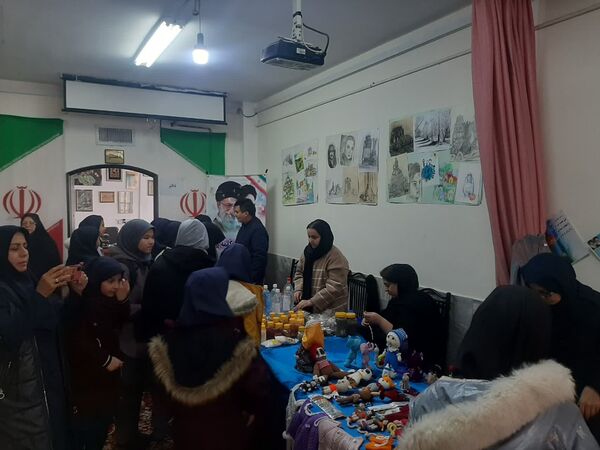 برپایی بازارچه مشاغل خانگی در کانون امید انقلاب