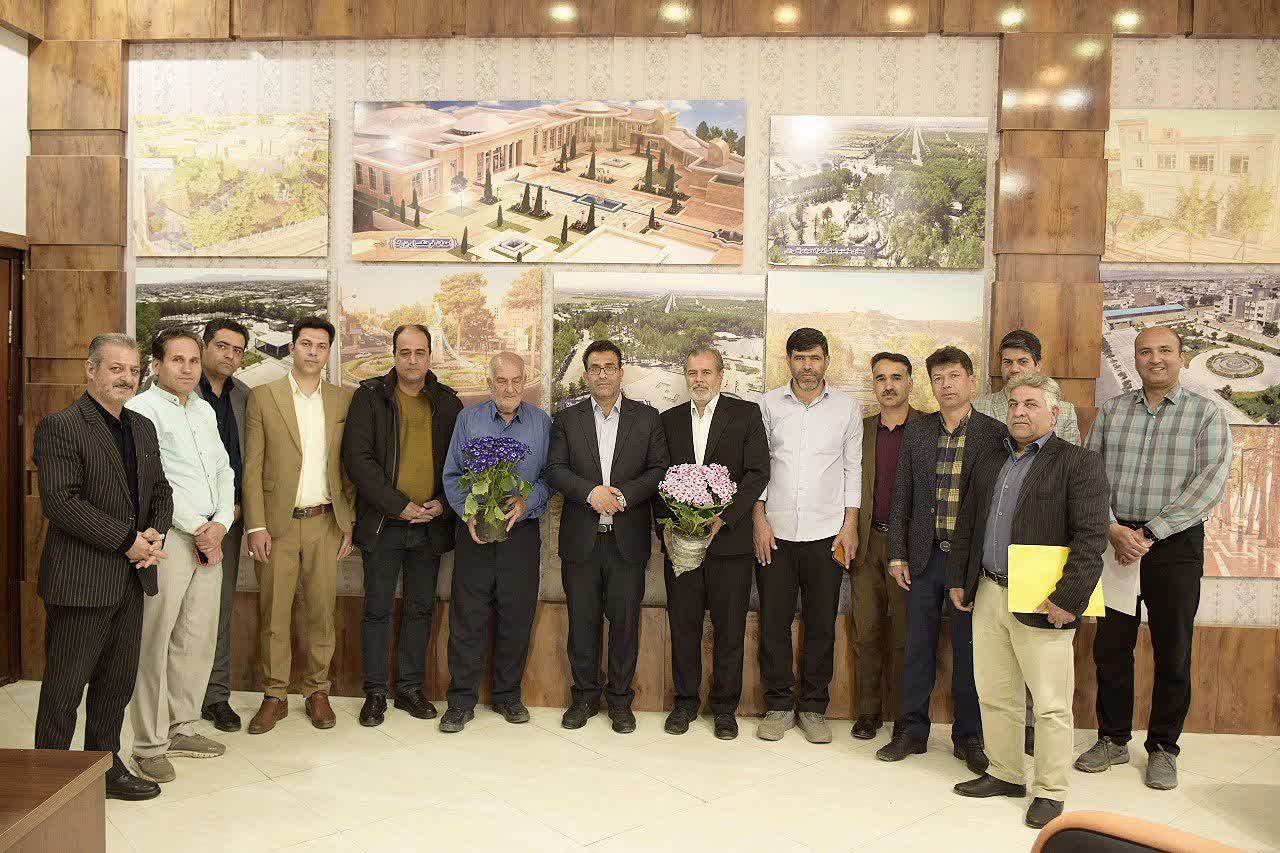 دیدار صمیمانه مسئولین سازمان‌ها و ادارات کاشمر با شهردار