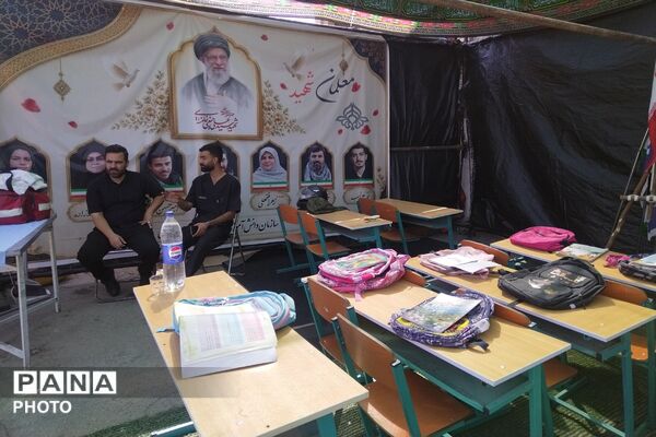 سعادت میزبانی فرهنگیان چهاردانگه از زائران اربعین حسینی