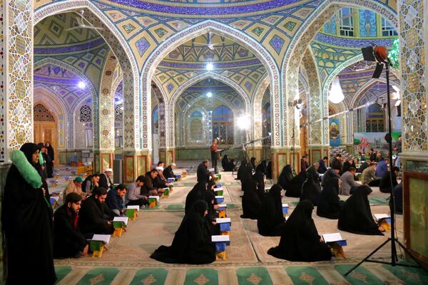 آیین ملی جزءخوانی قرآن کریم در آستان مقدس حضرت محمدهلال بن علی (ع)
