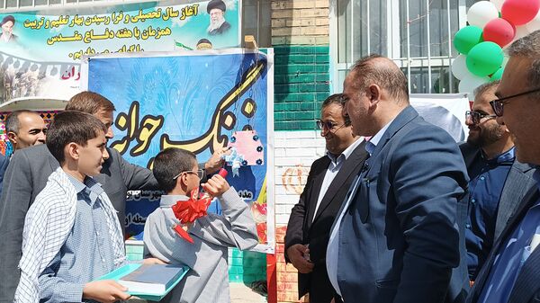 همزمان با سراسر کشور زنگ جوانه‌ها در یاسوج به صدا در آمد