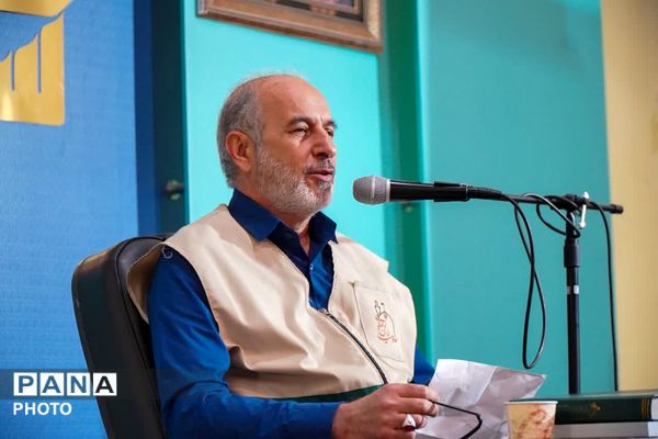 پنجمین همایش پاسداشت خادمیاران قرآنی فارس در حرم شاهچراغ (ع)
