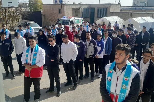 مانور سراسری زلزله در دبیرستان شهید محمدجواد باهنر دماوند