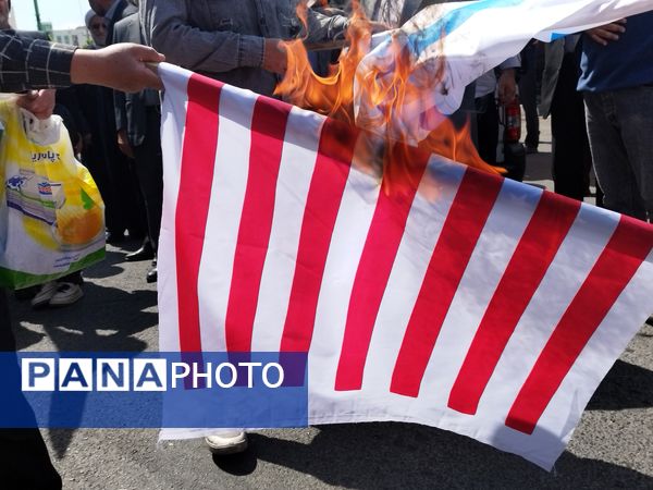 حمایت مردم شهریار از عملیات «وعده صادق»