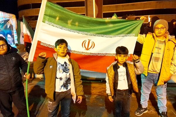 حضور باشکوه دهه‌ نودی‌ها در تجمعات شبانه شهرستان سراب