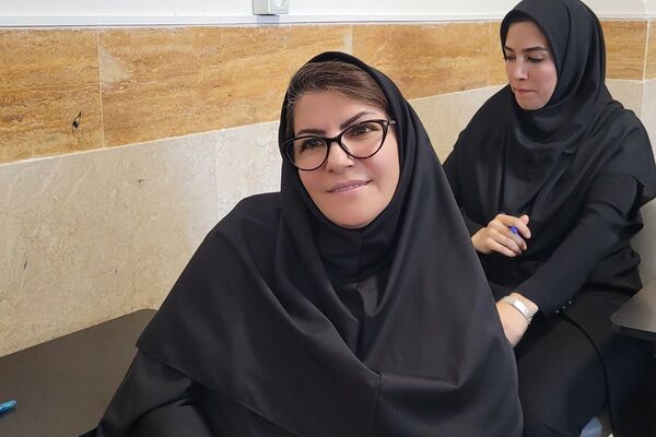 جلسه شورای معلمان دبیرستان نمونه دولتی ولایت