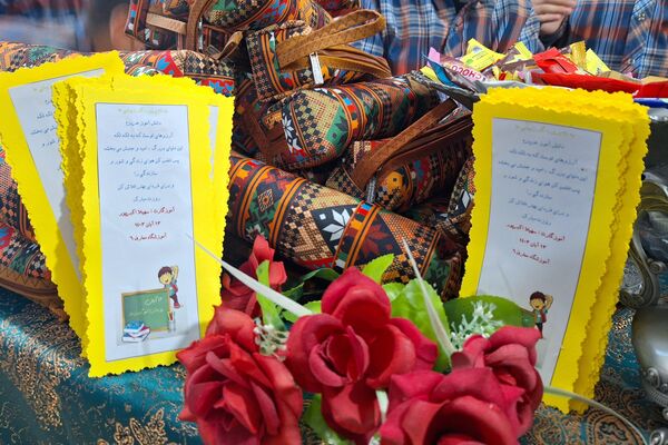 بزرگداشت سیزده آبان در کلاس‌های درس 