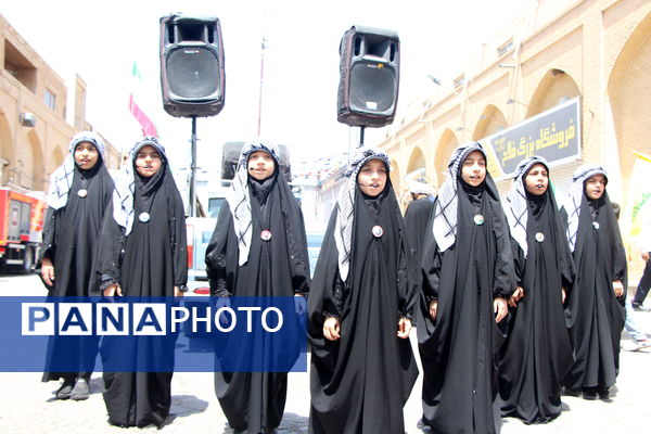 فریاد خشم مردم دارالعباده یزد 