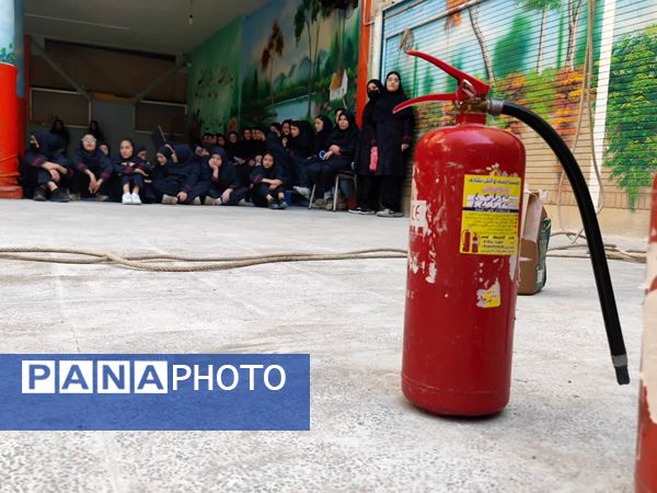 آتش‌نشان نماد عشق و جوانمردی