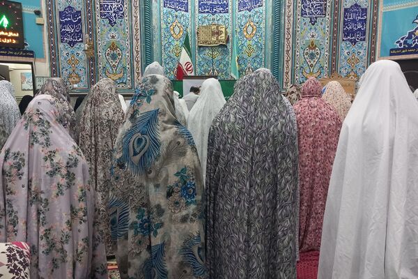 مراسم معنوی اعتکاف دانش‌آموزی دختران دبیرستان ارمغان
