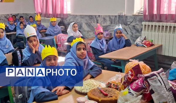 جشن عدد میلیون در آموزشگاه فرهنگ شهرستان خلیل آباد 