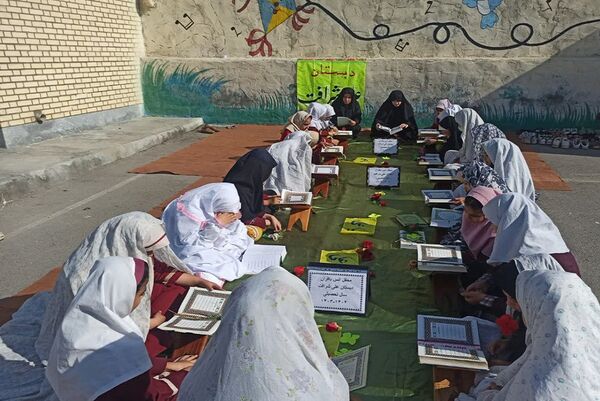 محافل انس با قرآن در ماه مهمانی خدا در مدارس بهبهان
