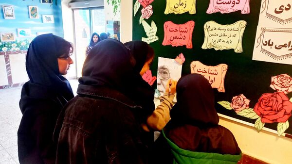 وقتی نسل امروز پای عهد انقلاب می‌ایستد