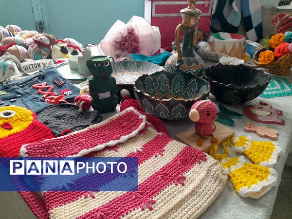 جشنواره فرهنگی هنری "امید فردا" در دبیرستان شاهد فیض ناحیه ۳ شیراز