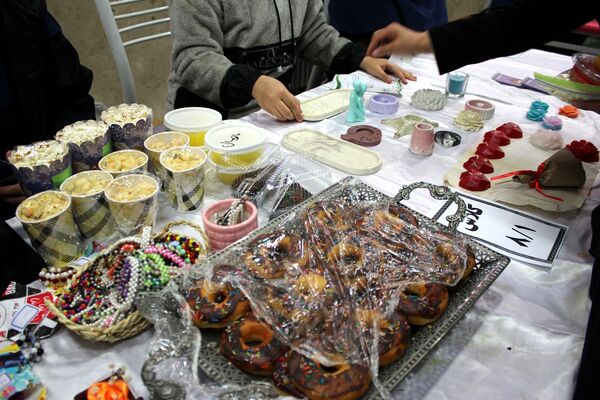 برپایی بازارچه کسب و کار دانش‌آموزی در مدرسه حضرت معصومه (س) ناحیه 4 کرج