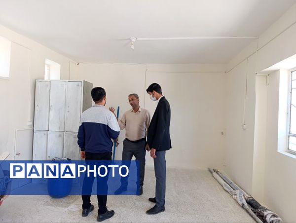 بازدید کارشناس تربیت بدنی شهرستان خلیل آباد از دبیرستان رئیس زاده 