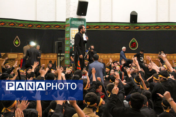 سوگواره «احلی من العسل» با حضور دانش‌آموزان نوجوان عاشورایی در اردبیل
