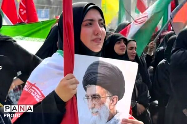 فریاد نسل نو در سوگ رهبر؛ مشقِ وفاداری در قابِ تشییع 