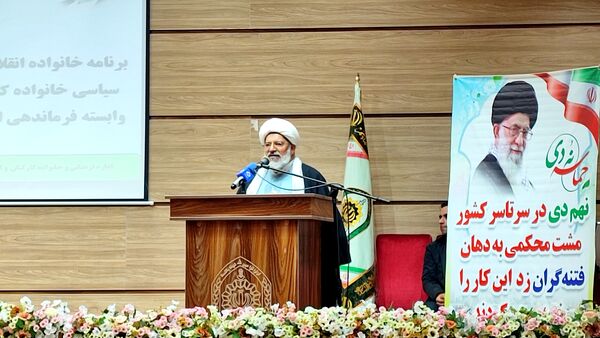دیدار رئیس عقیدتی سیاسی کل کشور با خانواده نیروی‌های مسلح