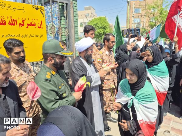 رزمایش دختران جان فدای پاکدشتی 