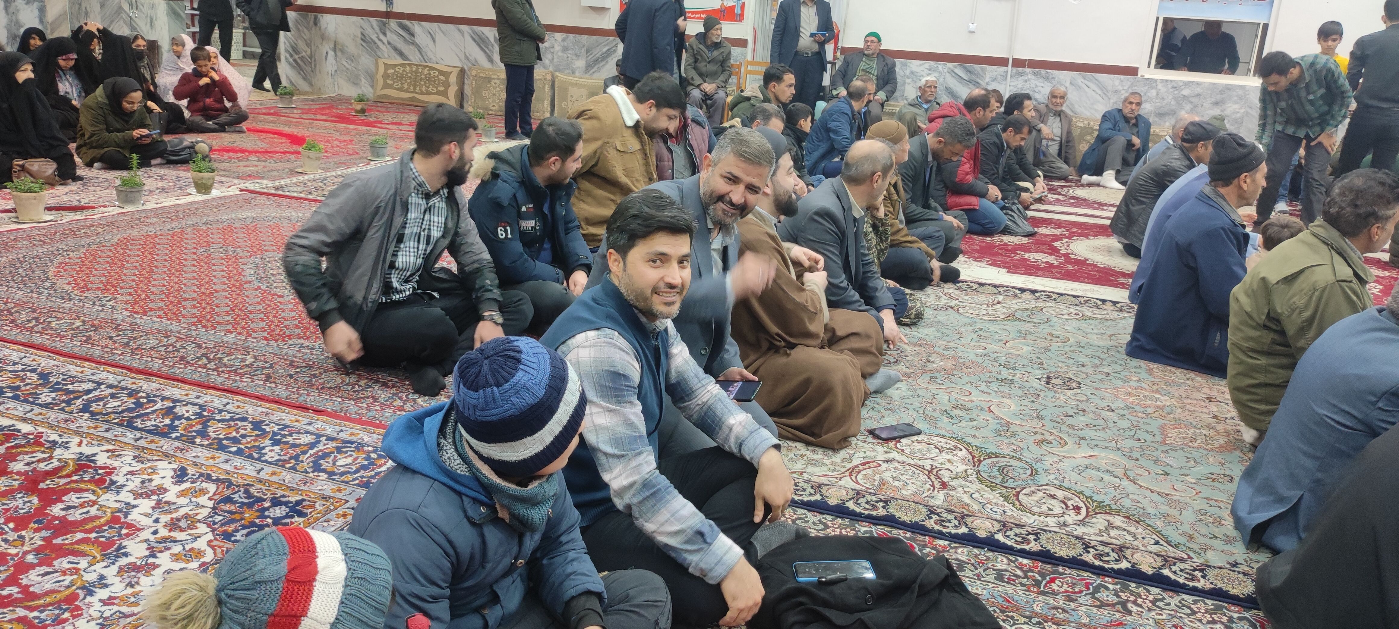 مراسم جشن انقلاب اسلامی در مسجد مسلم بن عقیل شهرستان شیروان