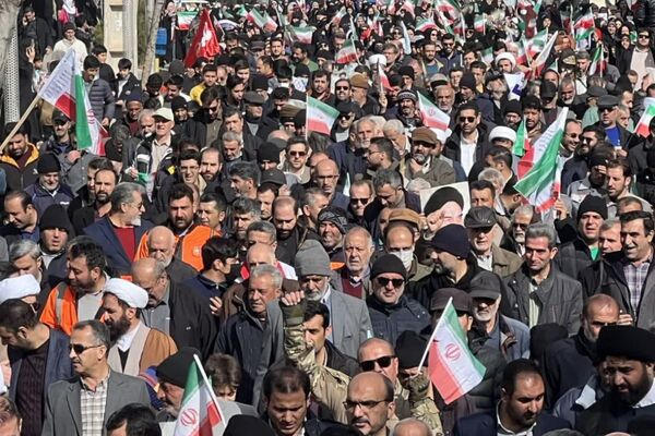 عهد دوباره مردم فیروزکوه با انقلاب؛ ۲۲ بهمن، تجلی بصیرت و ولایتمداری