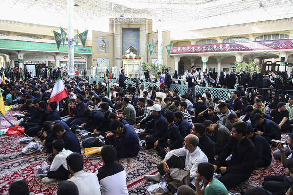 اجتماع ضد صهیونیستی نوجوانان فاطمی در حرم حضرت معصومه(س)