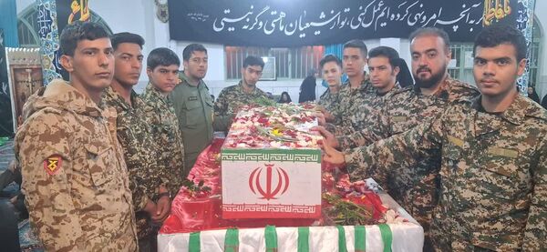 عزاداری دهه دوم فاطمیه با حضور شهید گمنام در دهستان شوراب صغیر  