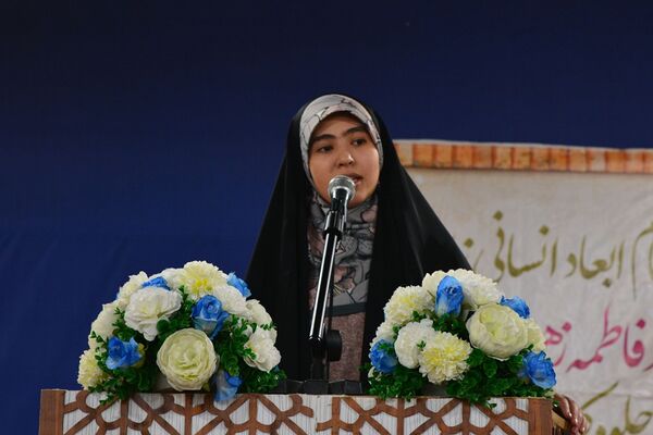 همایش دانش‌آموزی دختران حاج‌قاسم در بهارستان‌2