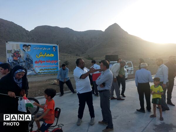 برگزاری همایش دوچرخه‌سواری به مناسبت عید سعید غدیرخم در حاجی‌آباد