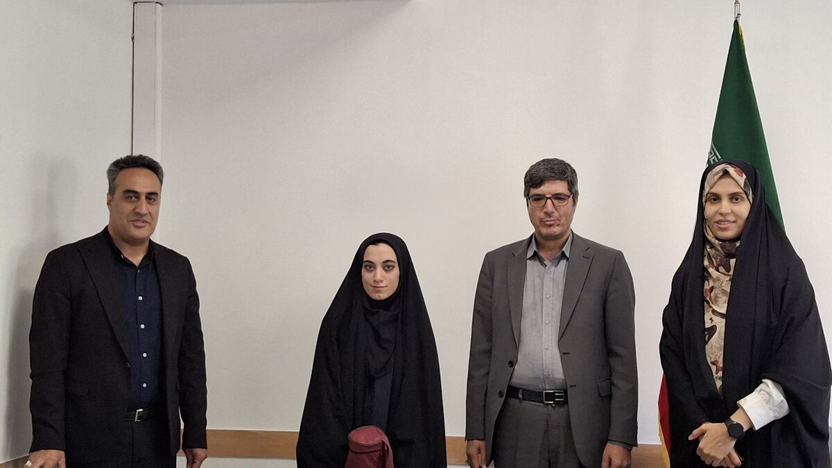 تجلیل از خبرنگاران پانا و اعضای سازمان دانش آموزی