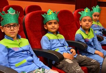جشن الفبای کلاس اولی‌های مدرسه ۱۲بهمن در بهارستان دو