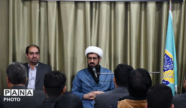  بیعت فرهنگیان آموزش و پرورش مه ولات با رهبر جمهوری اسلامی ایران