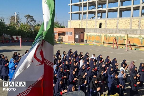  جشن جوانه‌ها در مدرسه فرزانگان ملارد