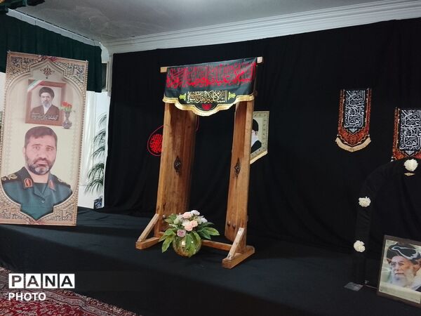 مراسم هفتم شهید یاسر زروندی در مسجد امام حسین (ع) 