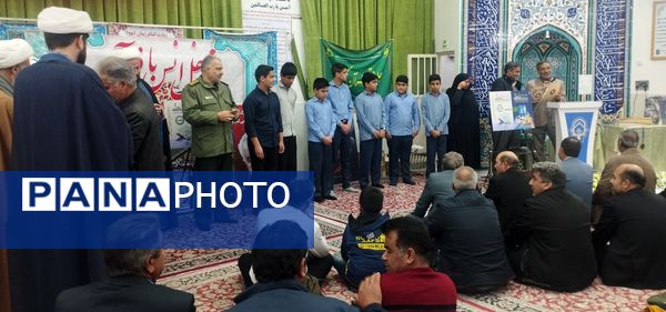 جلسه قرآنی در خلیل‌آباد 