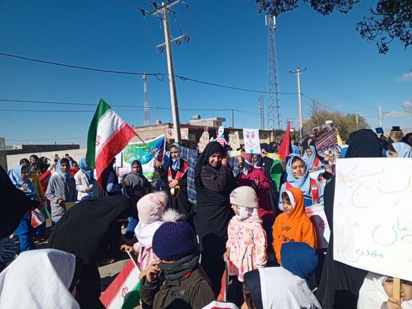 13 آبان غرور دانش‌آموزان ایرانی