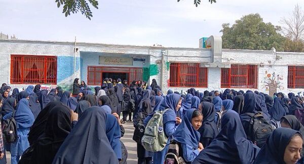 بازگشایی دبیرستان میثاق منطقه تبادکان