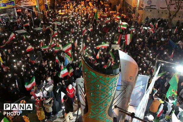 مراسم اربعین امام شهید آیت الله العظمی امام خامنه‌ای مدظله‌العالی در شهرستان فیروزکوه