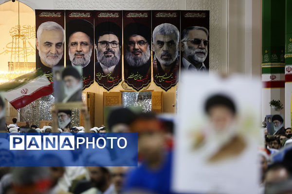 اجتماع بزرگ «فداییان ولایت، مدافعان وطن» در قم